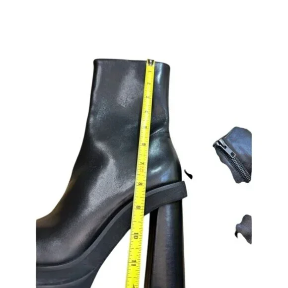 10th Floor Milano Leather Blocked-Heeled Platform - Picture 9 of 14